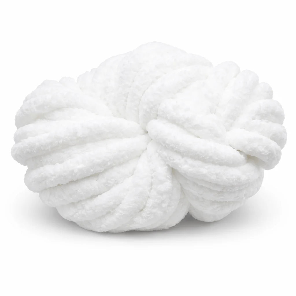 Snow White | #7 Super Chunky Chenille Yarn | 250g / 28–29 Yards